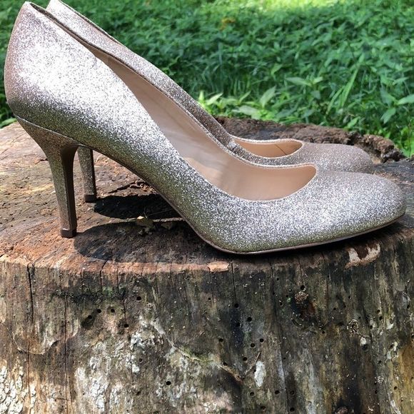 Shoes - Vince Camuto Gold Glitter Heels sparkle pump